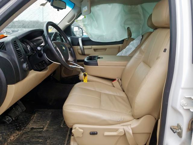 Photo 5 from auction – 2011 CHEVROLET SILVERADO with VIN 3GCPKSE38BG376743