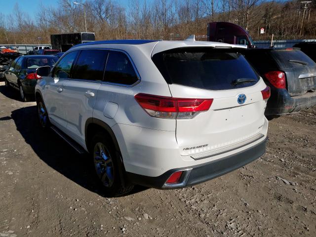 Photo 3 from auction – 2017 TOYOTA HIGHLANDER with VIN 5TDDGRFH2HS021746