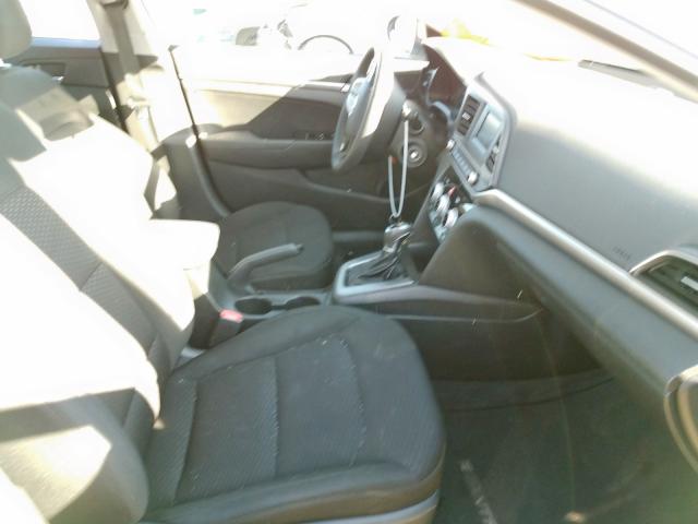 Photo 5 from auction – 2019 HYUNDAI ELANTRA SE with VIN 5NPD74LF3KH402654