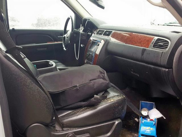 Photo 5 from auction – 2007 CHEVROLET AVALANCHE with VIN 3GNEC12057G288255