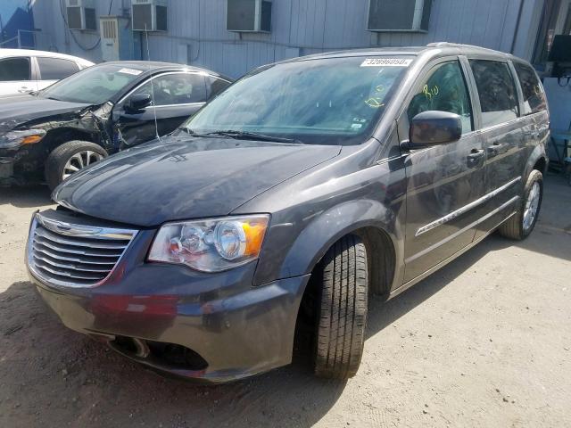 Photo 2 from auction – 2015 CHRYSLER TOWN & COU with VIN 2C4RC1BG4FR715974