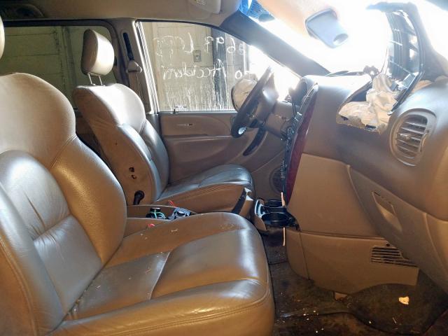 Photo 5 from auction – 2002 CHRYSLER TOWN & COU with VIN 2C8GP64L12R597667