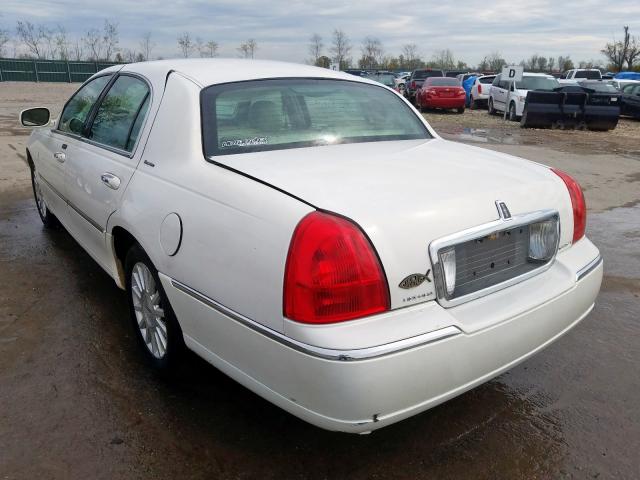 Photo 3 from auction – 2003 LINCOLN TOWN CAR E with VIN 1LNHM81W43Y625947