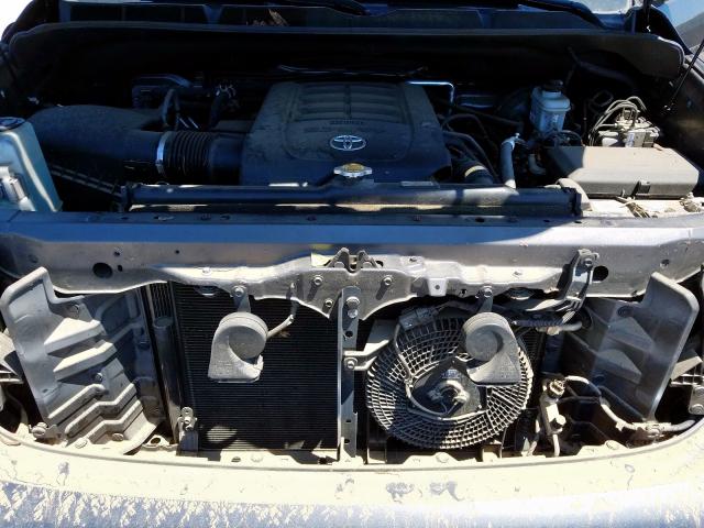 Photo 7 from auction – 2014 TOYOTA SEQUOIA PL with VIN 5TDDW5G12ES106742