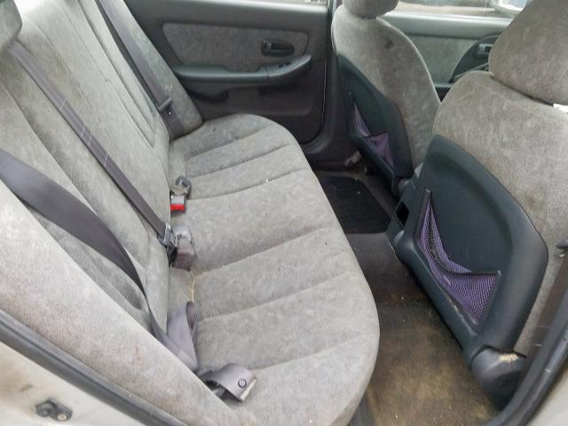 Photo 6 from auction – 2002 HYUNDAI ELANTRA GL with VIN KMHDN45D42U446147