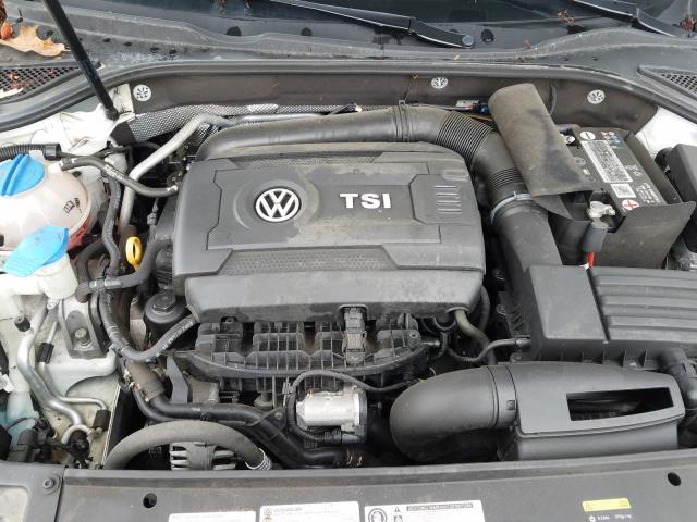 Photo 7 from auction – 2017 VOLKSWAGEN PASSAT S with VIN 1VWAT7A36HC006115