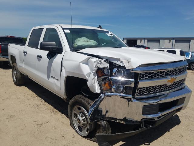 CHEVROLET SILVERADO 2019 with VIN 1GC1KREG1KF129485 - Photo from auction