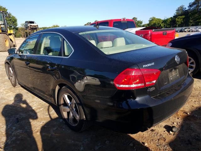 Photo 3 from auction – 2015 VOLKSWAGEN PASSAT S with VIN 1VWAT7A32FC085571