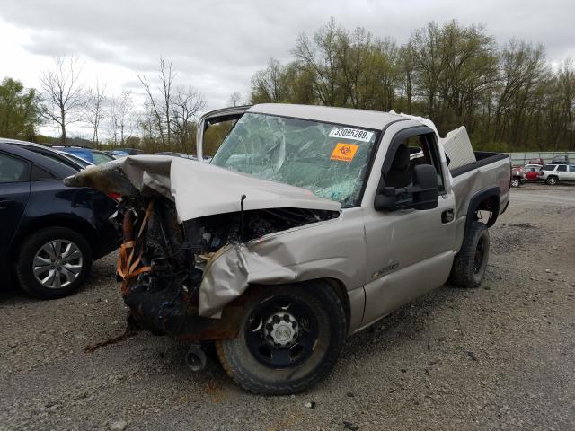 Photo 2 from auction – 2005 CHEVROLET SILVERADO with VIN 1GCHC24UX5E340592