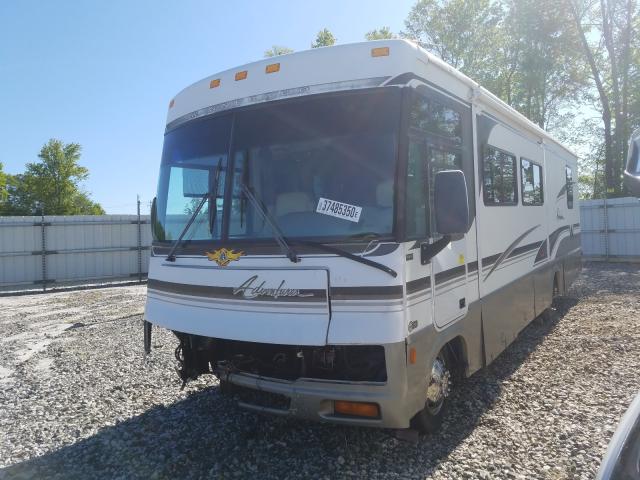 Photo 2 from auction – 2001 WORKHORSE CUSTOM CHASSIS MOTORHOME with VIN 5B4LP57G913332887