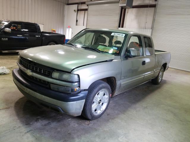 Photo 2 from auction – 2000 CHEVROLET SILVERADO with VIN 2GCEC19T5Y1250690