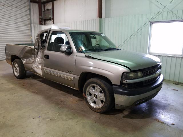 CHEVROLET SILVERADO 2000 with VIN 2GCEC19T5Y1250690 - Photo from auction