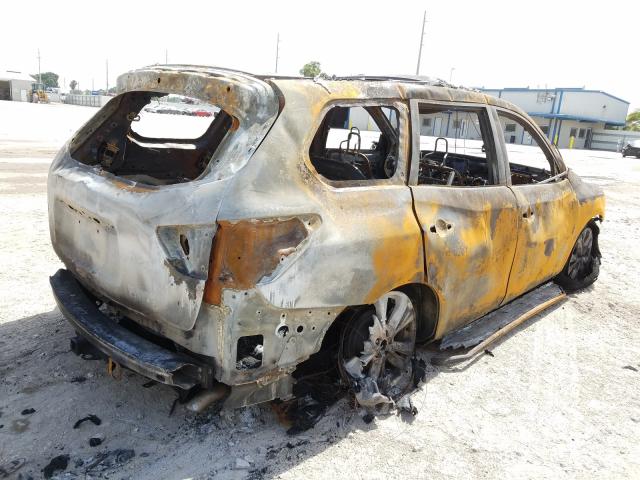 Photo 4 from auction – 2017 NISSAN PATHFINDER with VIN 5N1DR2MN1HC629815