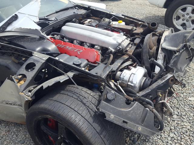 Photo 9 from auction – 2003 DODGE VIPER with VIN 1B3JR65Z33V500411