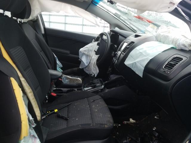 Photo 5 from auction – 2018 KIA FORTE LX with VIN 3KPFL4A79JE166773