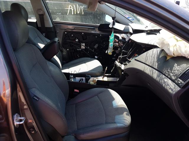 Photo 5 from auction – 2011 HYUNDAI SONATA SE with VIN 5NPEC4AB8BH209335