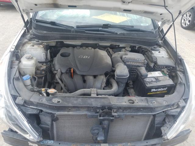 Photo 7 from auction – 2011 HYUNDAI SONATA SE with VIN 5NPEC4AC5BH295129