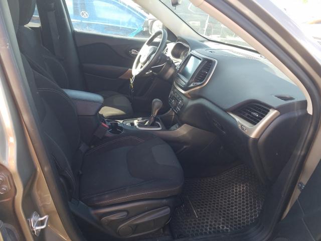Photo 5 from auction – 2017 JEEP CHEROKEE L with VIN 1C4PJLCB4HW607425