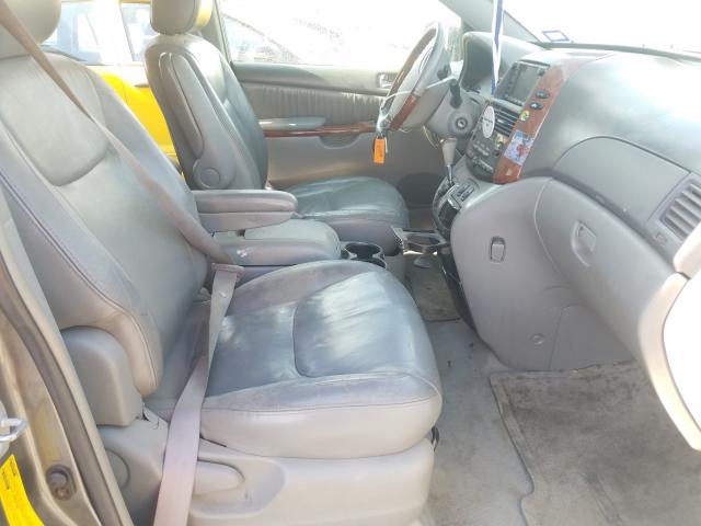 Photo 5 from auction – 2004 TOYOTA SIENNA XLE with VIN 5TDZA22C54S158151