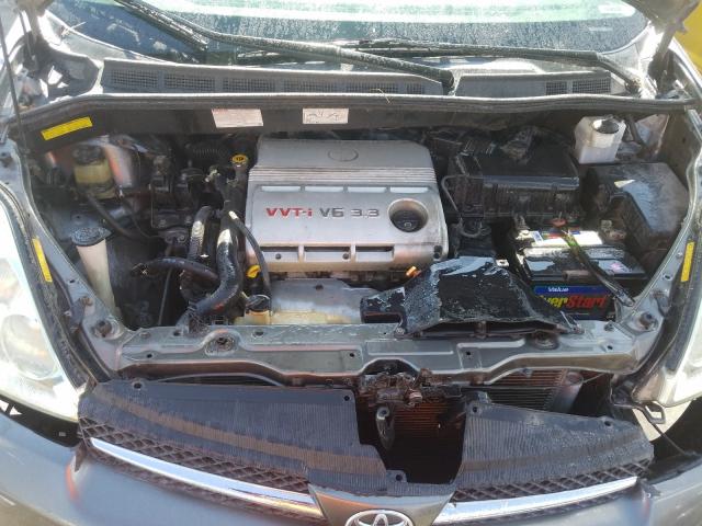 Photo 7 from auction – 2004 TOYOTA SIENNA XLE with VIN 5TDZA22C54S158151