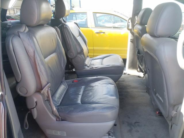 Photo 6 from auction – 2004 TOYOTA SIENNA XLE with VIN 5TDZA22C54S158151