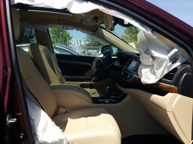 Photo 5 from auction – 2017 TOYOTA HIGHLANDER with VIN 5TDDZRFH3HS398693