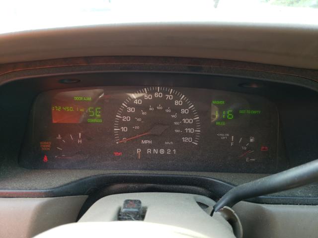 Photo 8 from auction – 2000 LINCOLN TOWN CAR C with VIN 1LNHM83W4YY784293