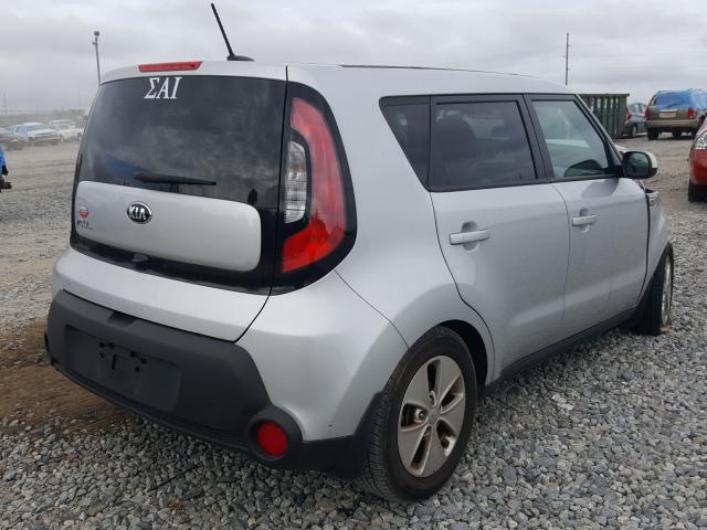 Photo 4 from auction – 2015 KIA SOUL with VIN KNDJN2A24F7785527