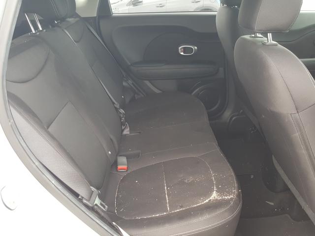 Photo 6 from auction – 2015 KIA SOUL with VIN KNDJN2A24F7785527