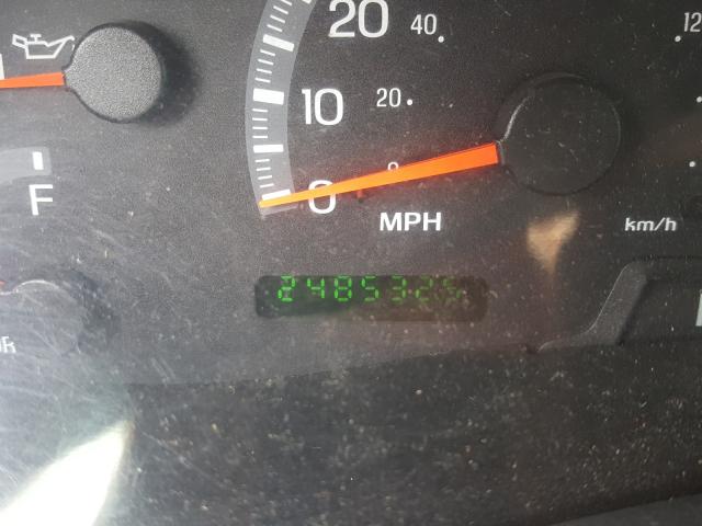 Photo 8 from auction – 2002 FORD F150 SUPER with VIN 1FTRW08L22KD89199