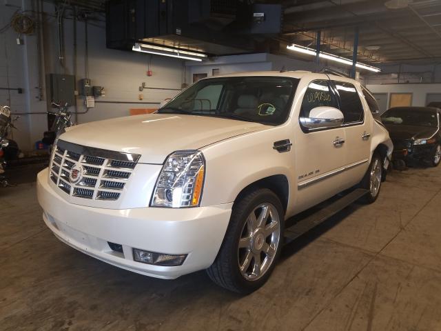 Photo 2 from auction – 2012 CADILLAC ESCALADE E with VIN 1GYS4HEF1CR130663