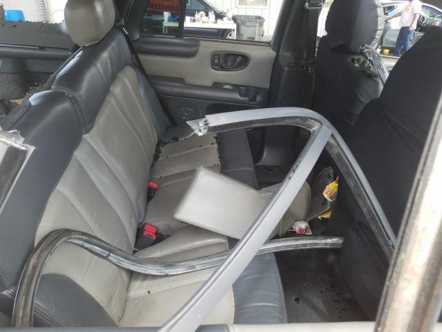 Photo 6 from auction – 2001 CHEVROLET BLAZER with VIN 1GNCS13W212128315