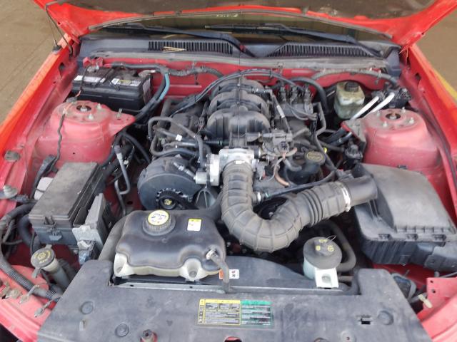 Photo 7 from auction – 2005 FORD MUSTANG with VIN 1ZVFT84N555232932
