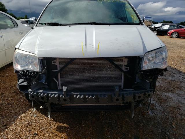 Photo 9 from auction – 2013 CHRYSLER TOWN & COU with VIN 2C4RC1CG6DR815988