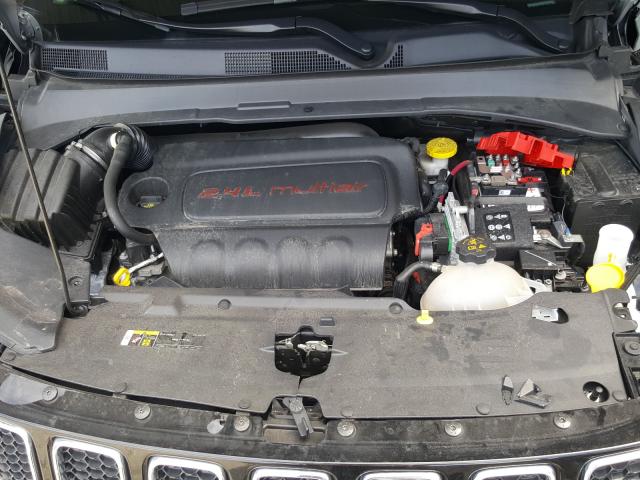 Zdjęcie 7 z aukcji – 2019 JEEP COMPASS LI z VIN 3C4NJCCB5KT802096