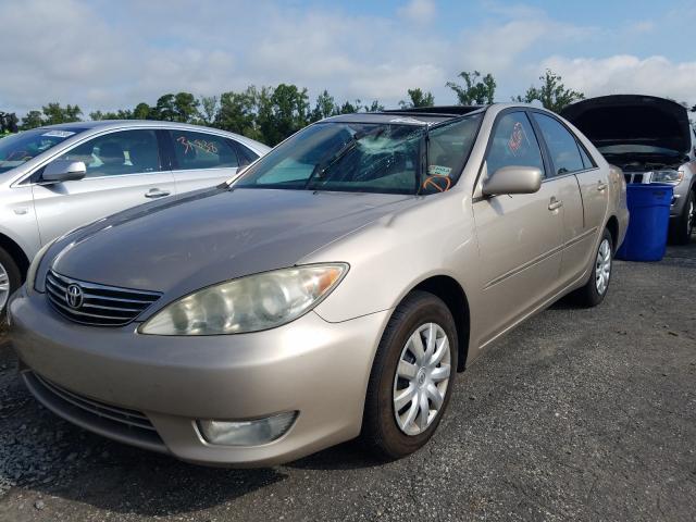 Photo 2 from auction – 2005 TOYOTA CAMRY LE with VIN 4T1BF30K75U601282