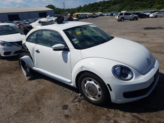 VOLKSWAGEN BEETLE 1.8 2016 with VIN 3VWF17AT2GM633399 - Photo from auction