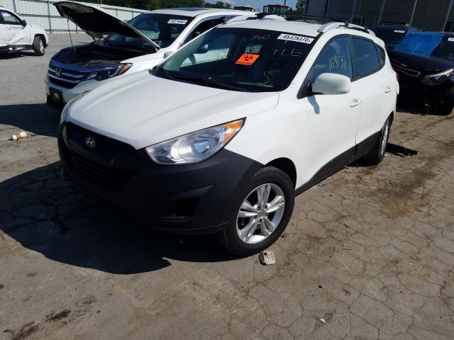 Photo 2 from auction – 2011 HYUNDAI TUCSON GLS with VIN KM8JU3AC0BU227148