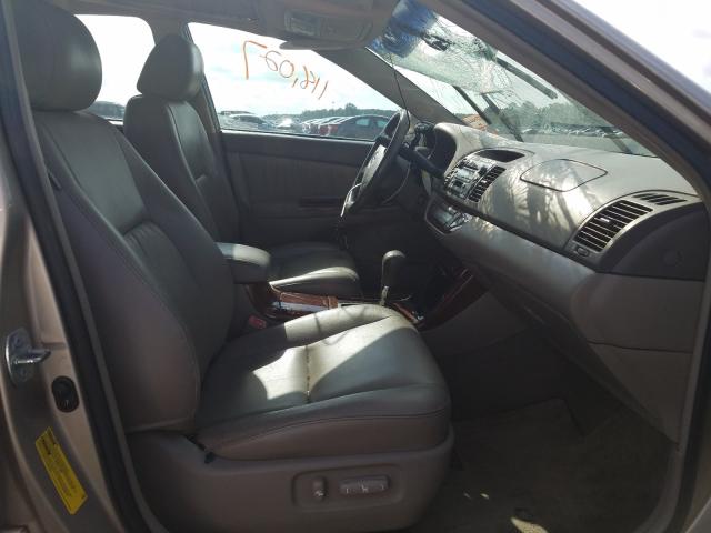 Photo 5 from auction – 2005 TOYOTA CAMRY LE with VIN 4T1BF30K75U601282