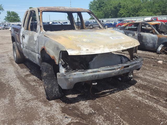 CHEVROLET SILVERADO 2002 with VIN 1GCHK29142E305527 - Photo from auction