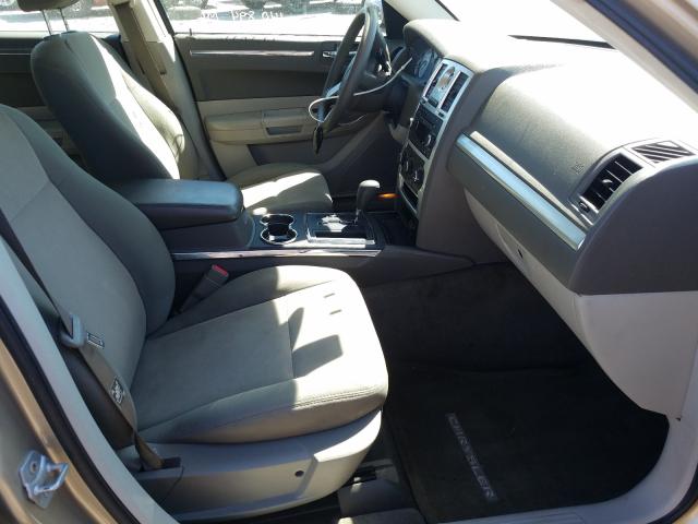 Photo 5 from auction – 2009 CHRYSLER 300 LX with VIN 2C3KA43D09H583307