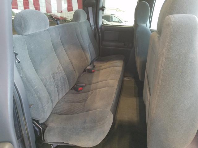 Photo 6 from auction – 2004 CHEVROLET SILVERADO with VIN 1GCEK19T04E111403
