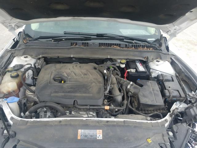 Photo 7 from auction – 2015 FORD FUSION SE with VIN 1FA6P0HD9F5110169