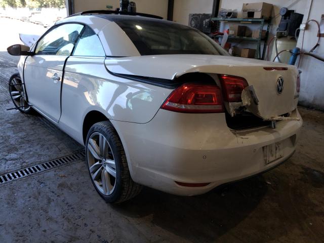 Photo 3 from auction – 2013 VOLKSWAGEN EOS LUX with VIN WVWFW8AH3DV002636