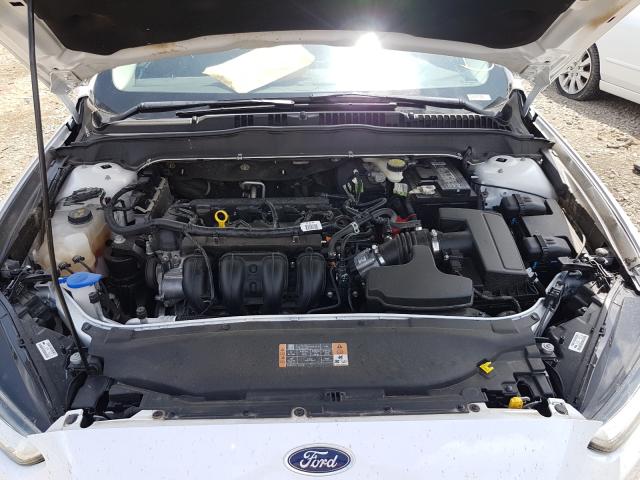 Photo 7 from auction – 2016 FORD FUSION SE with VIN 3FA6P0H72GR337857