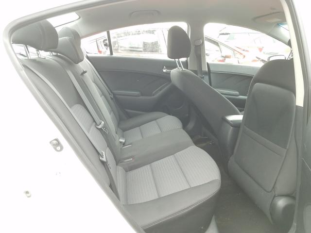 Photo 6 from auction – 2016 KIA FORTE LX with VIN KNAFX4A65G5581389