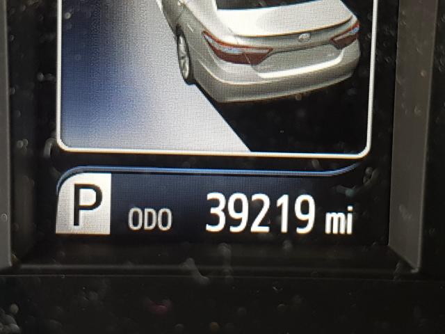 Photo 8 from auction – 2016 TOYOTA CAMRY LE with VIN 4T4BF1FK0GR573443