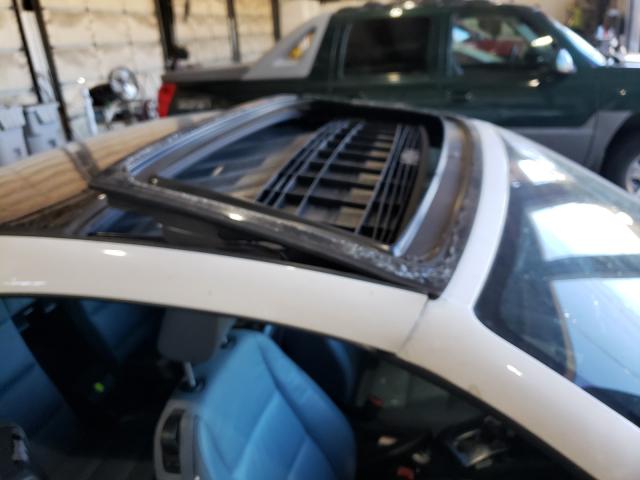 Photo 9 from auction – 2013 VOLKSWAGEN EOS LUX with VIN WVWFW8AH3DV002636
