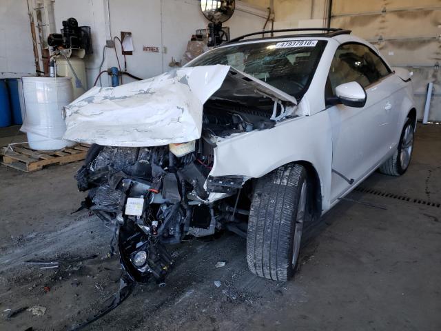 Photo 2 from auction – 2013 VOLKSWAGEN EOS LUX with VIN WVWFW8AH3DV002636