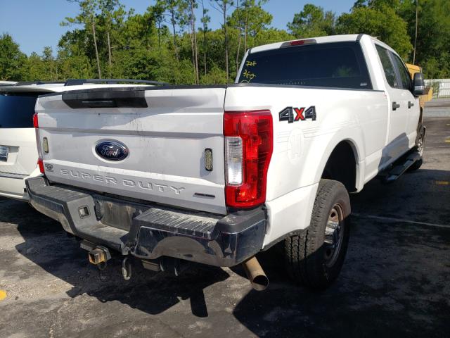 Photo 4 from auction – 2017 FORD F250 SUPER with VIN 1FT7W2B62HEB62141